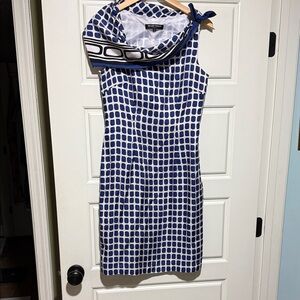 Ellen Tracy Navy blue and White Geometric Midi silk Dress with faux scarf